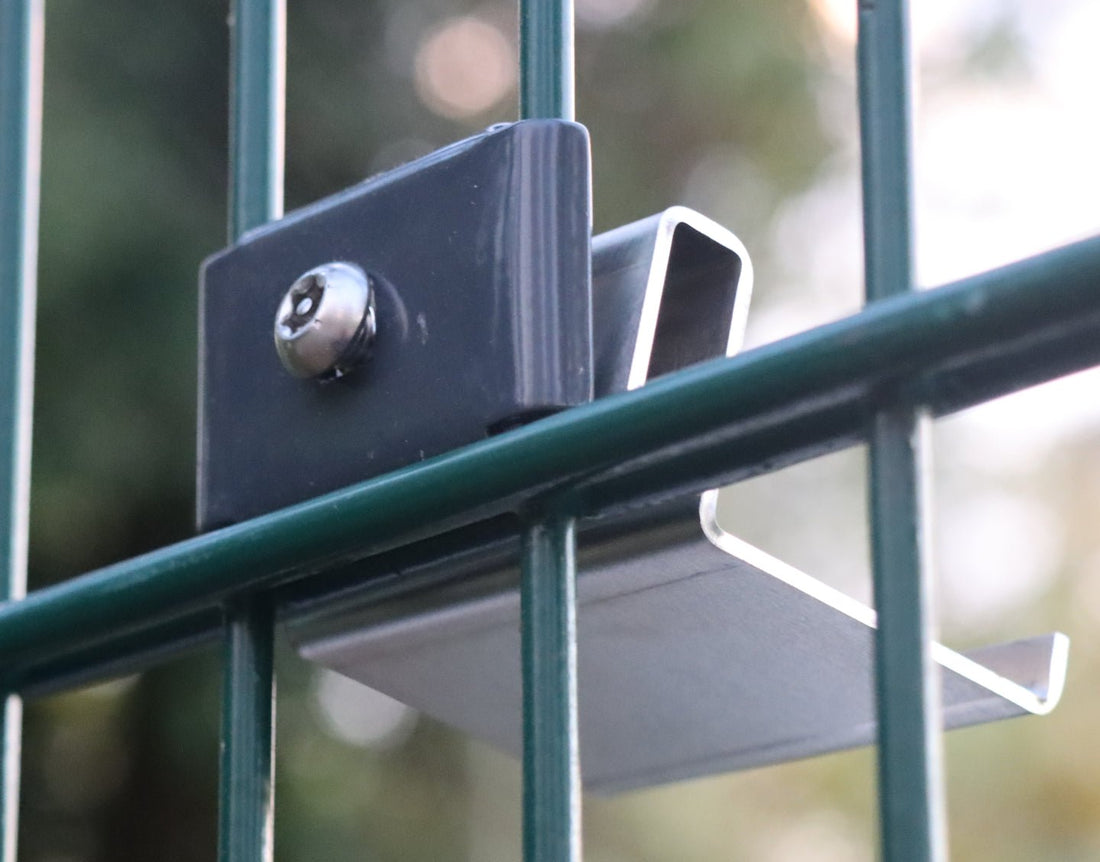 PiE FENCE SOLARMODULHALTERUNG für den Zaun - PluginEnergy