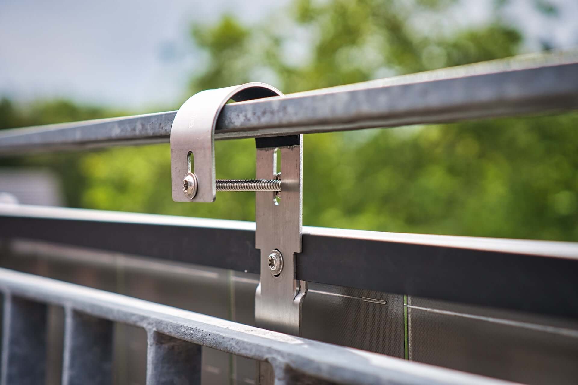 PiE ULTRA-HOOK BALKONHALTERUNG FÜR SOLARMODULE